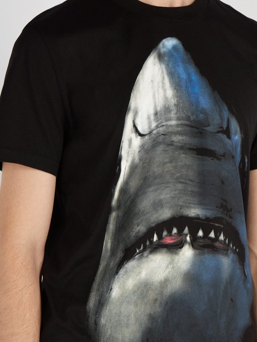 givenchy shark print t shirt