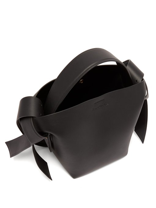 Musubi mini leather bucket bag展示图