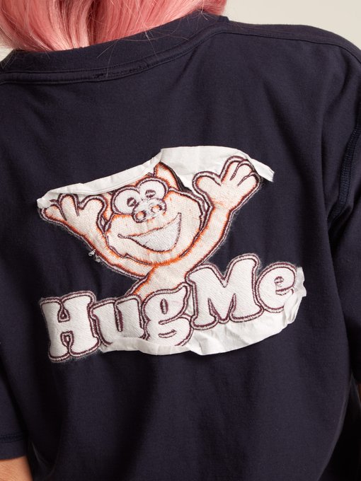 vetements hug me hoodie