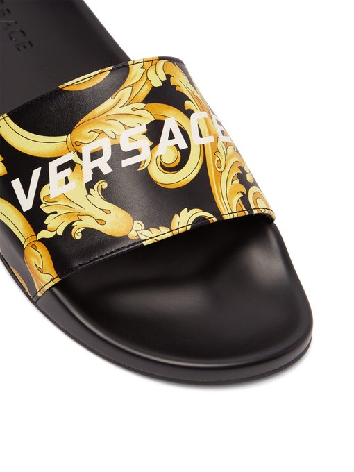 versace baroque print slides