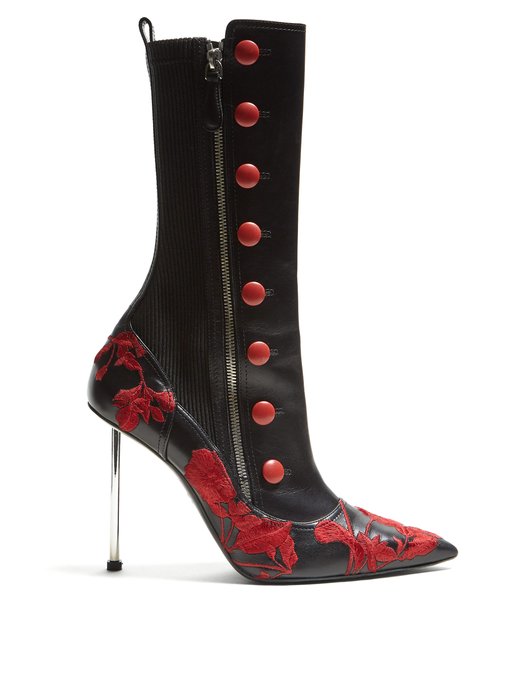 Flower-embroidered leather boots 
