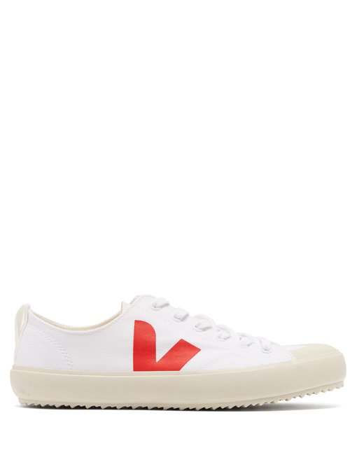 veja canvas trainers uk