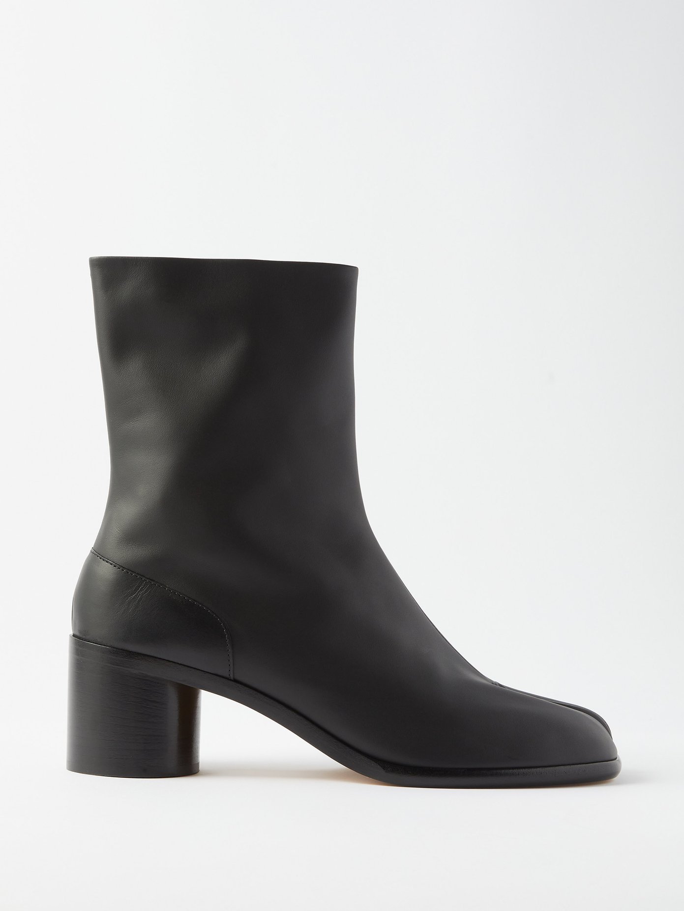 메종 마르지엘라 Maison Margiela Black Tabi split-toe leather boots
