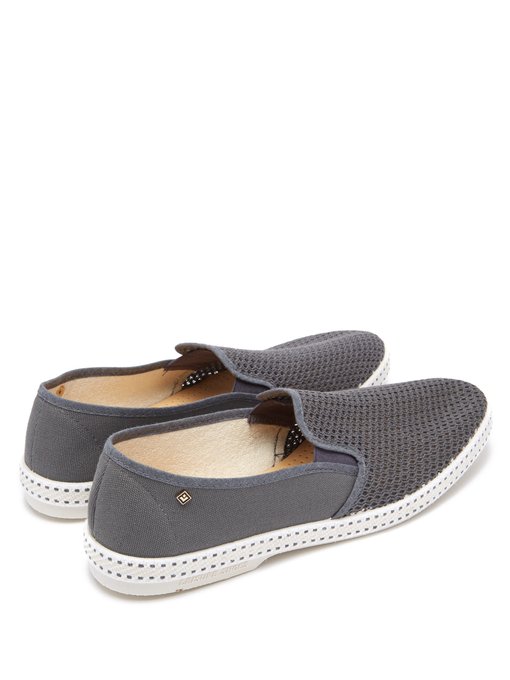 Classic slip-on canvas loafers 