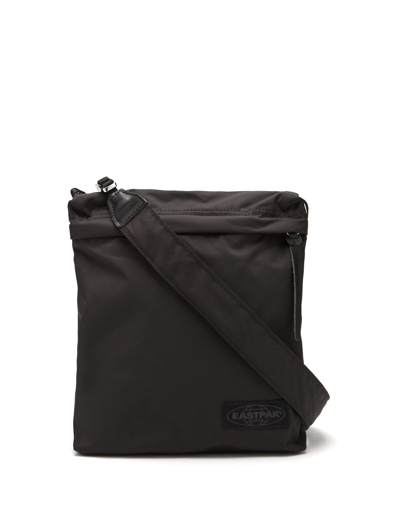 eastpak bodybag