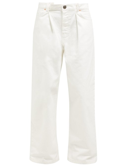 white jeans baggy