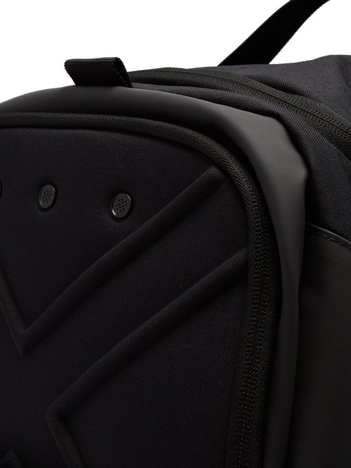 2xu duffle bag