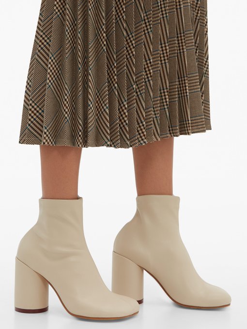 Square-toe leather ankle boots | MM6 