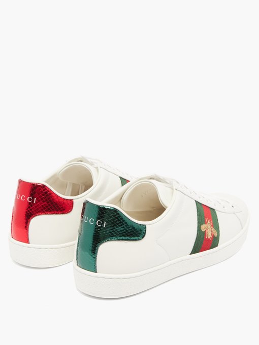 Ace bee-embroidered low-top leather 