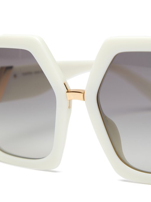 Valentino Eyewear V-Hexagon oversized-frame Sunglasses - Farfetch