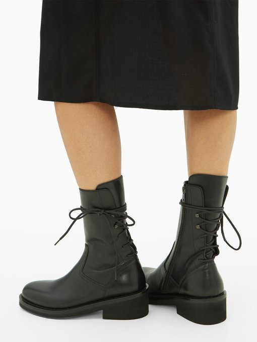 Lace-up back leather ankle boots | Ann 