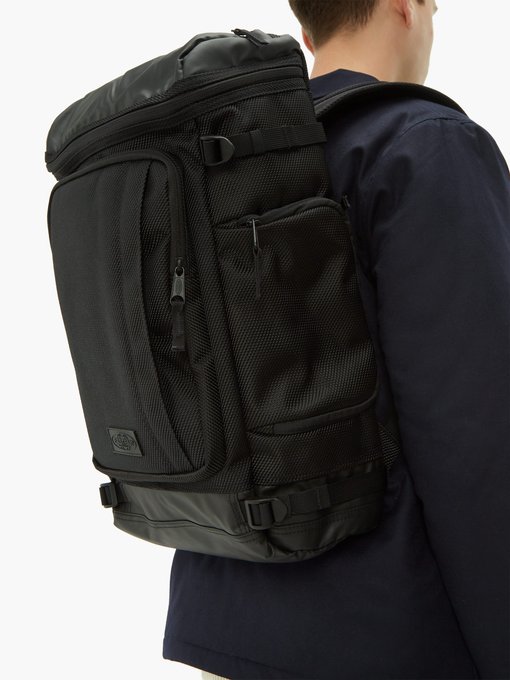 eastpak tecum top