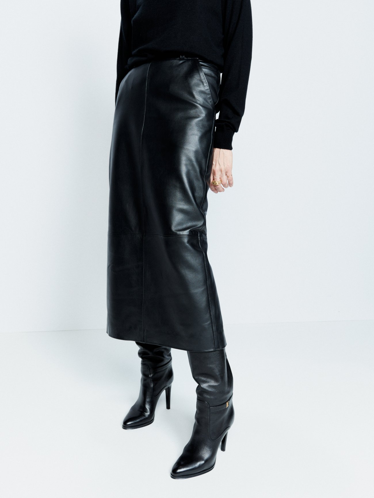 Black Leather pencil skirt | Raey | MATCHESFASHION US