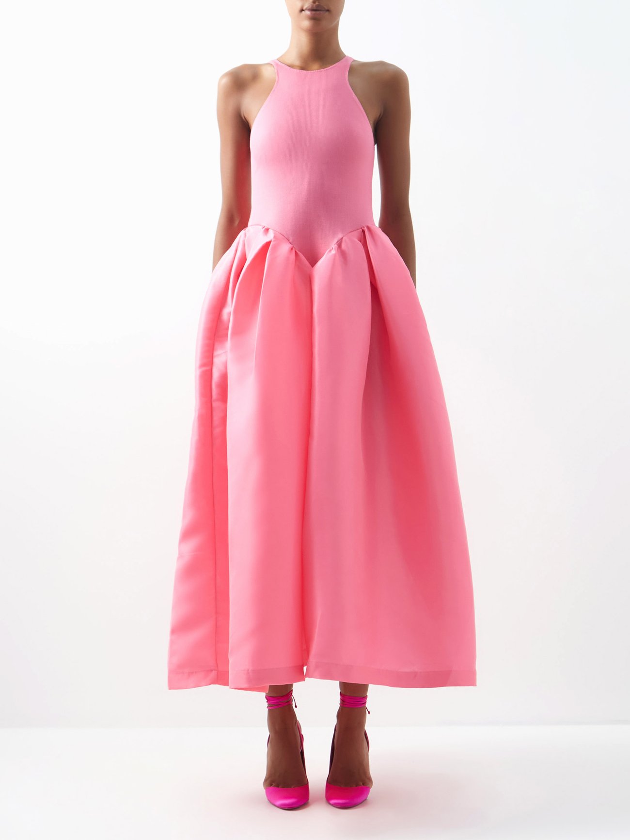 Marques'Almeida tempers the body-contouring ribbed bodice of this pink organic cotton-blend dress with a statement flared skirt, cut from swathes of crisp taffeta. It has a v-cut waist and reaches almost to the ankles. 