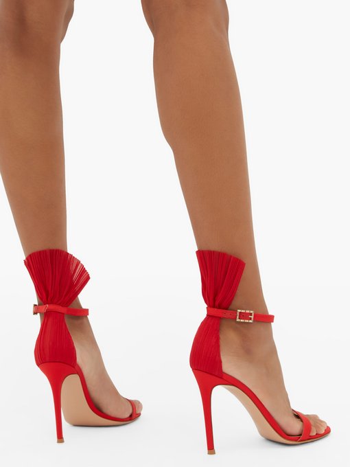gianvito rossi red heels