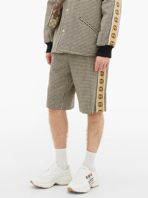 Logo-stripe houndstooth shorts | Gucci 
