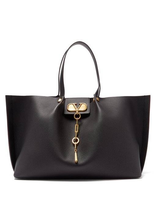 Valentino V Logo Escape Tote 2024 favors