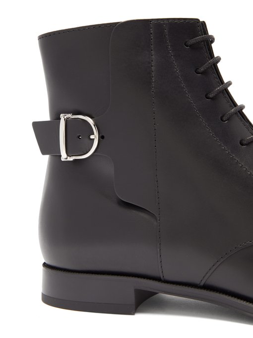 tods ankle boots in leather