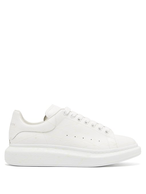 alexander mcqueen trainers womens black and white
