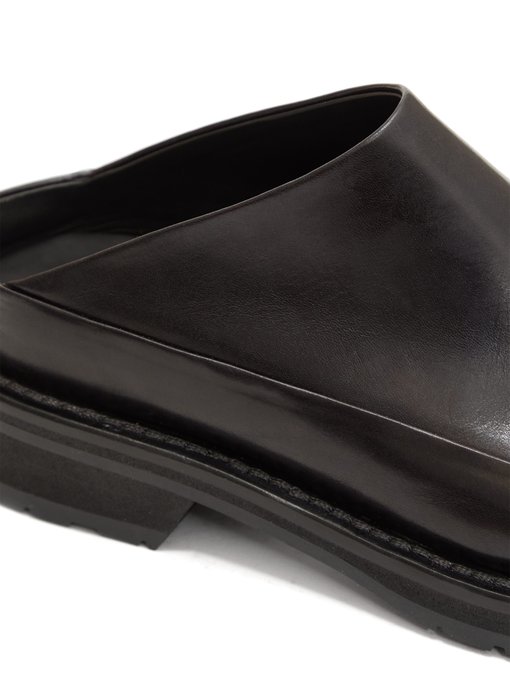 black leather flats round toe