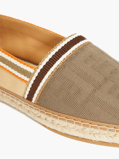 espadrilles fendi