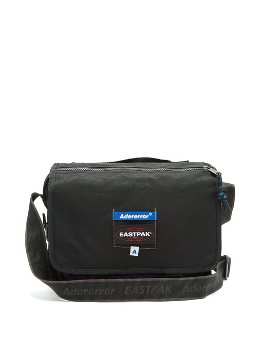 eastpak handbag