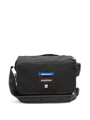 eastpak satchel