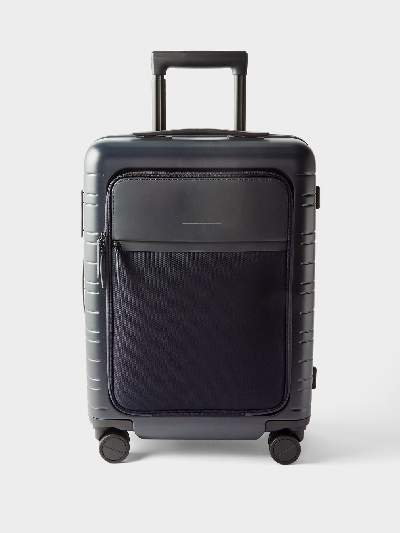 m5 luggage