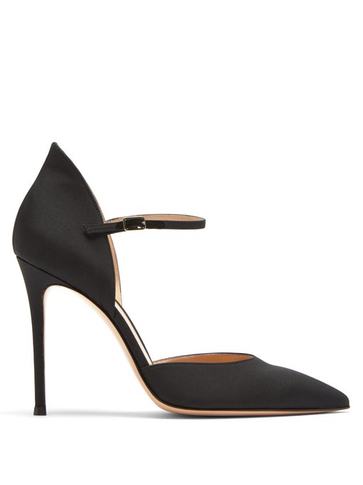 gianvito rossi satin pumps