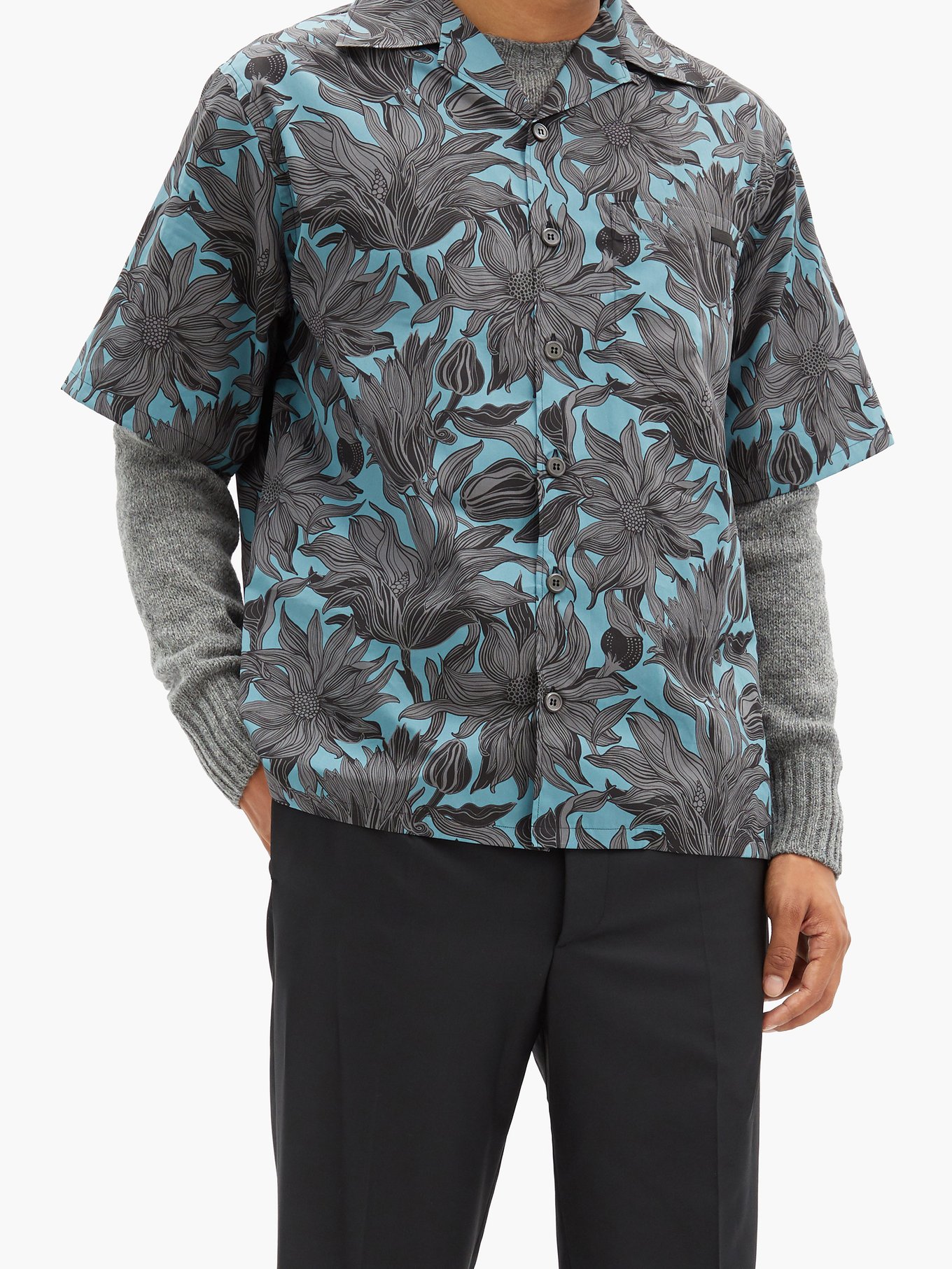 Prada Print Cuban-collar floral-print cotton-poplin shirt | 매치스패션, 모던 럭셔리  온라인 쇼핑