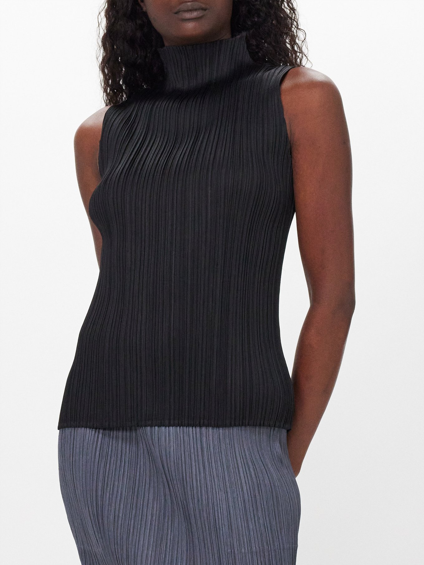 Black High-neck technical-pleated tank | Pleats Please Issey 