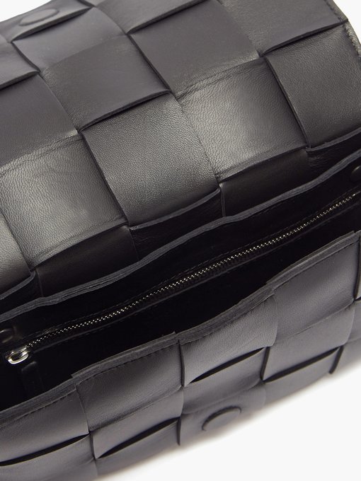 Cassette small Intrecciato leather cross-body bag | Bottega Veneta ...
