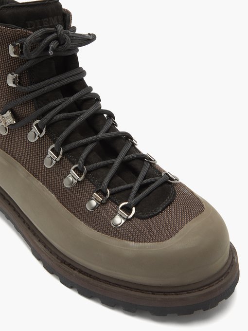 canvas hiking boots