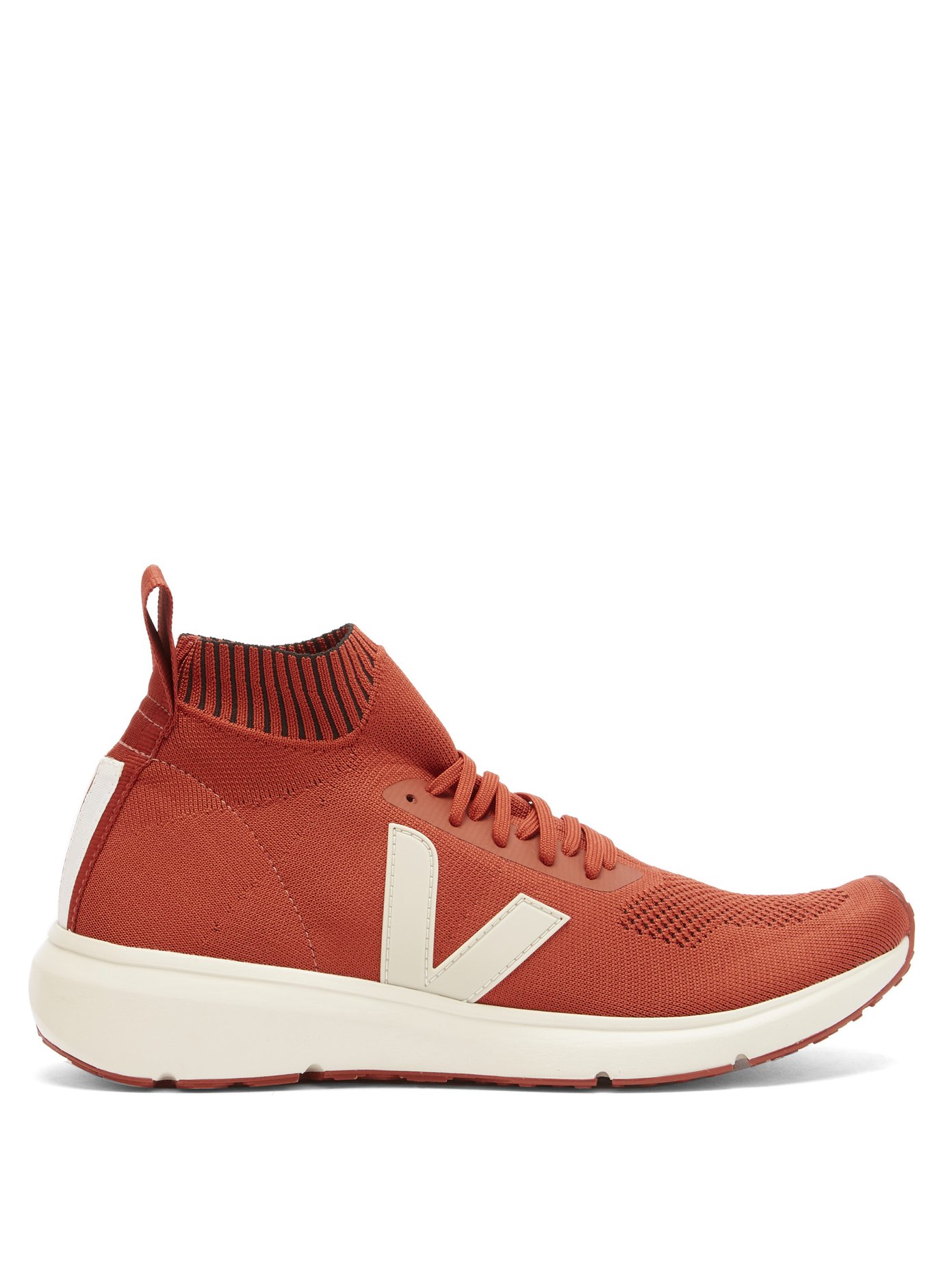 veja red trainers