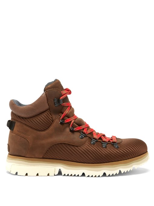Axe leather and nylon hiking boots 
