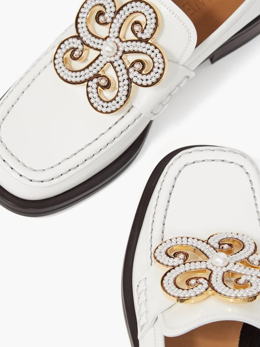 Flower-brooch leather loafers | Loewe 