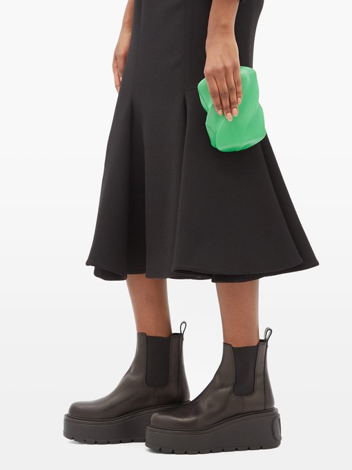 chelsea boots with platform