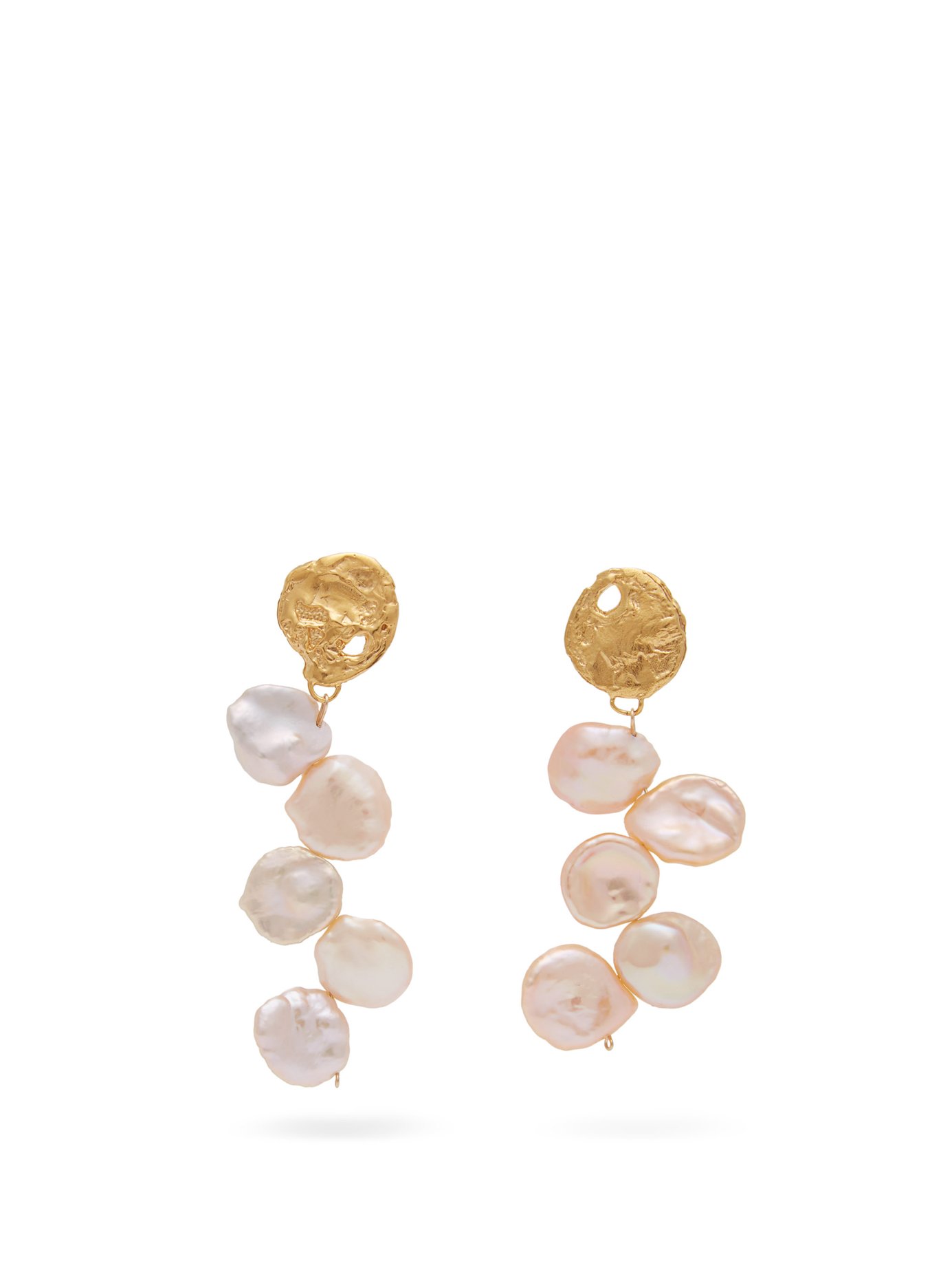 California Dreaming| A Modern Way to Wear Shells and Pearls - the edge ...