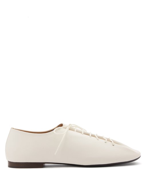 르메르 플랫 더비 슈즈 - 화이트 Lemaire Square-toe leather Derby shoes