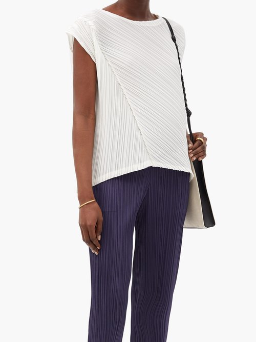 Pleats Please Issey Miyake Asymmetric Technical-pleated Top White