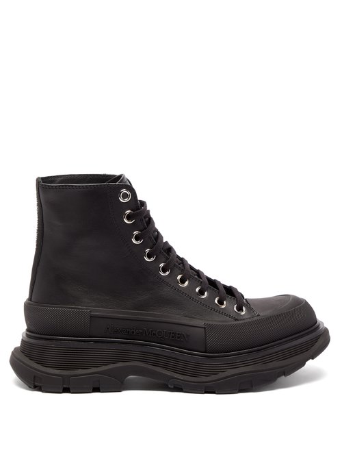 Alexander Mcqueen - Tread Slick Exaggerated-sole Leather Boots Black