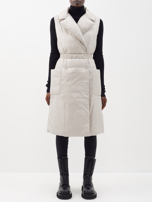 Moncler Sables Sleeveless Quilted Down Coat