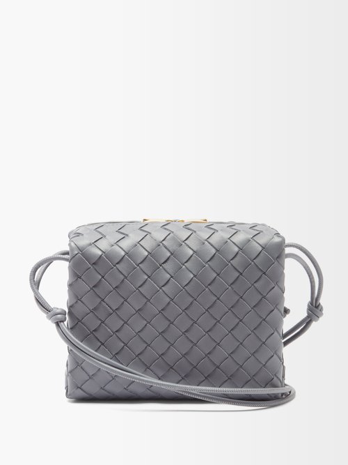 Loop Small Leather Crossbody Bag in Grey - Bottega Veneta