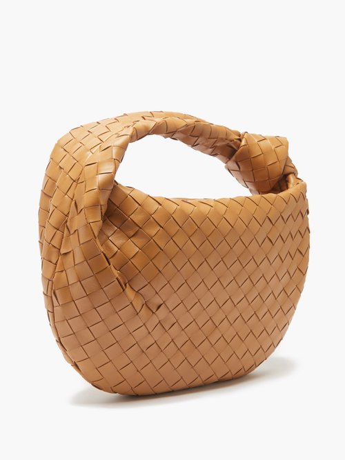 Medium brown Jodie bag in lambskin Intrecciato leather - BOTTEGA VENETA -  Nida