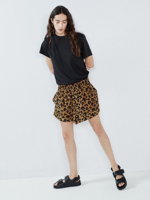 Raey - Pop Leopard-print Elasticated-waist Silk Shorts - Womens - Leopard