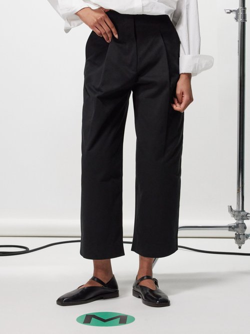 Studio Nicholson - Dordoni Pleated Cotton-twill Trousers - Womens - Black
