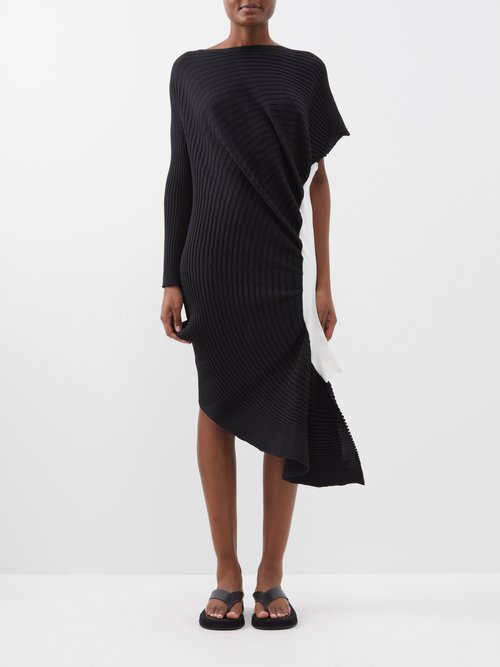 Issey Miyake - Fluidity Tube Knitted Midi Dress - Womens - Black