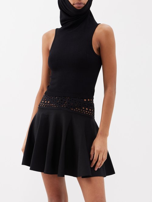 Alaïa Hooded Knitted Cropped Top In Black