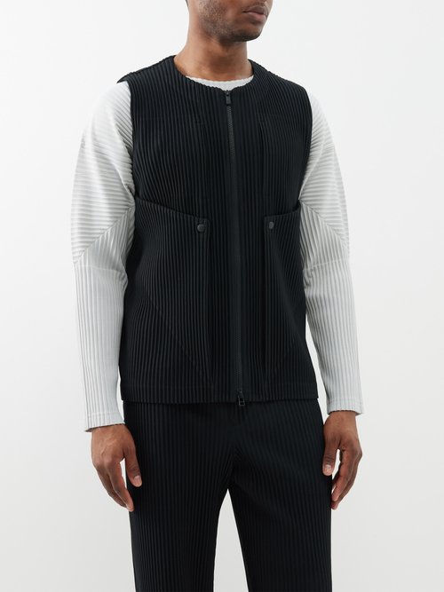 Black V-neck technical-pleated tank top, Homme Plissé Issey Miyake