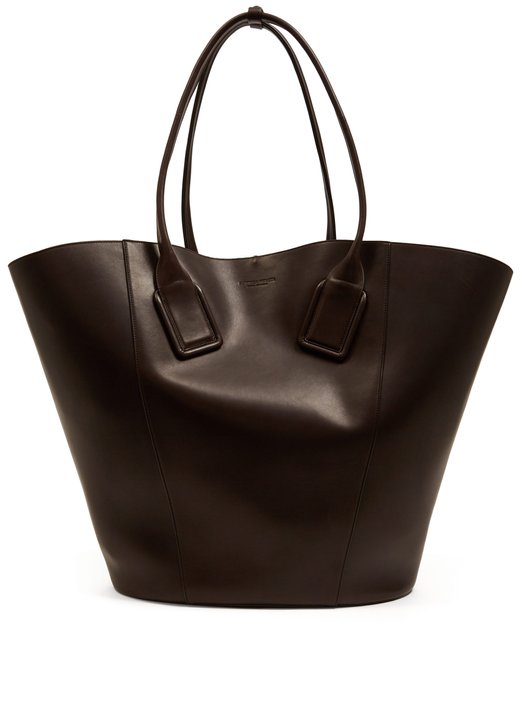 Basket large leather tote bag